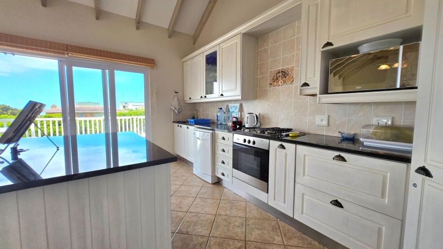 3 Bedroom Property for Sale in Franskraal Western Cape